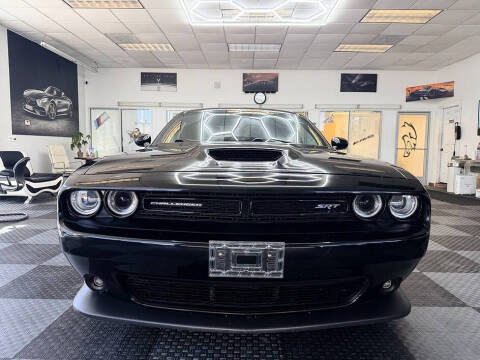2016 Dodge Challenger SRT 392