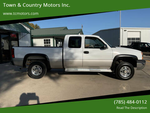 2004 Chevrolet Silverado 2500 for sale at Town & Country Motors Inc. in Meriden KS