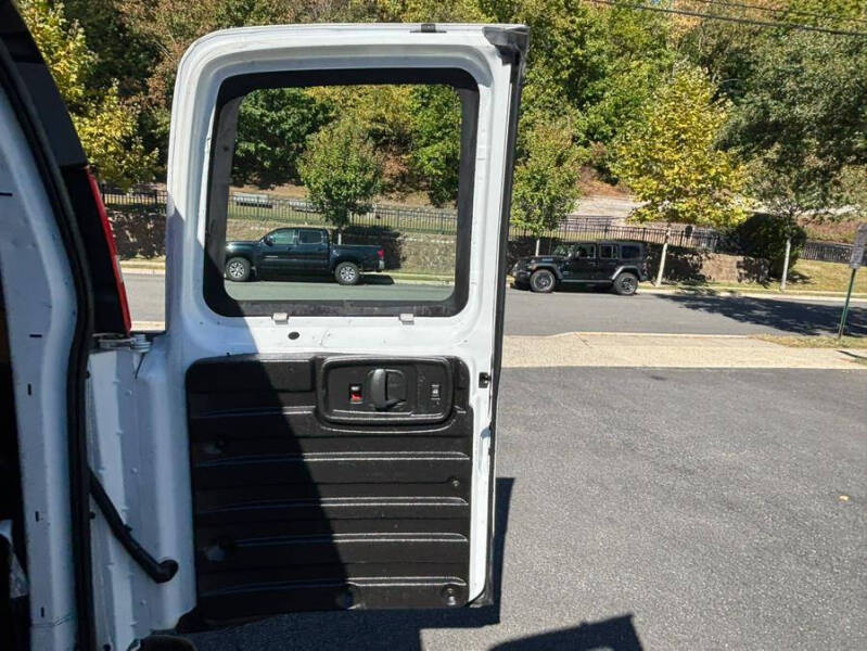 2019 Chevrolet Express 2500