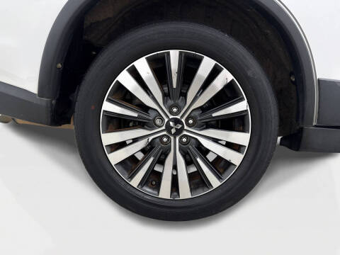 2019 Mitsubishi Outlander SE