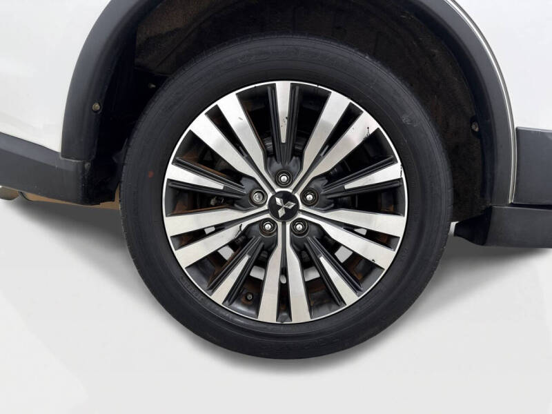 2019 Mitsubishi Outlander SE