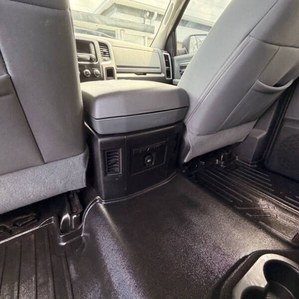 2014 RAM 1500 SLT