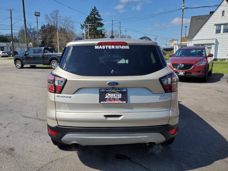 2017 Ford Escape SE