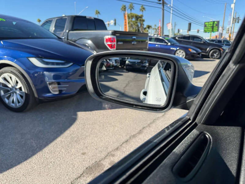 2021 Chrysler 300 S V8