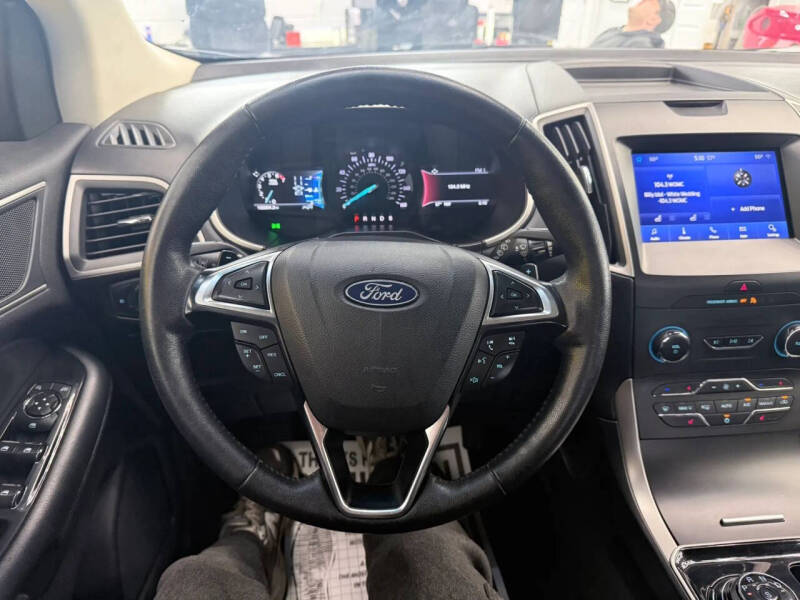 2020 Ford Edge