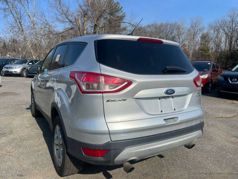 2015 Ford Escape SE