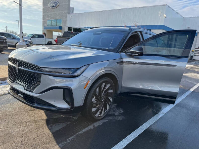 2024 Lincoln Nautilus Reserve