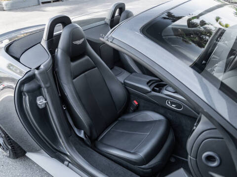 2021 Aston Martin Vantage