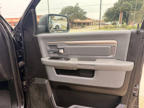 2019 RAM 1500 Classic