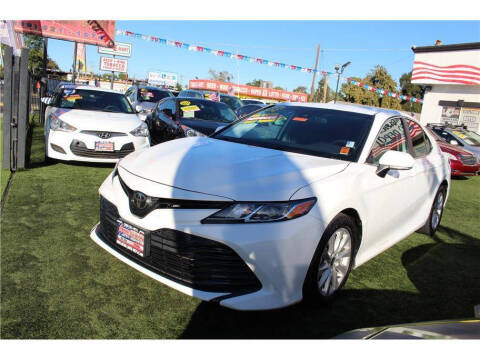 2020 Toyota Camry for sale at MERCED AUTO WORLD in Merced CA