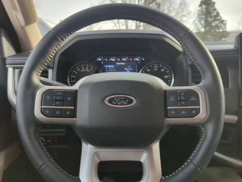 2024 Ford Expedition XLT