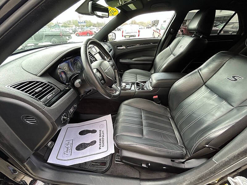 2018 Chrysler 300 S