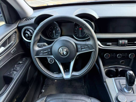 2018 Alfa Romeo Stelvio Ti