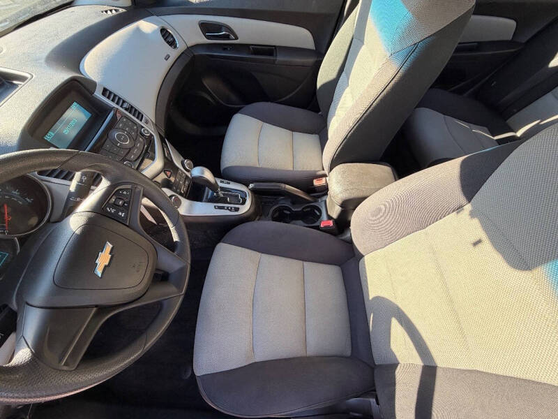 2012 Chevrolet Cruze LS