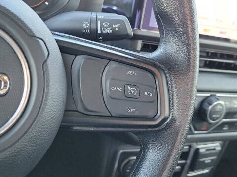 2025 Jeep Gladiator NightHawk