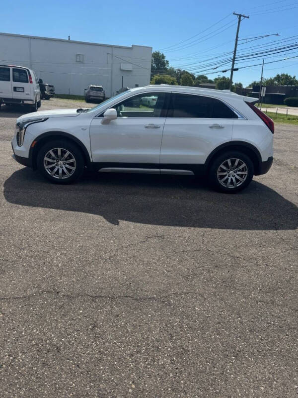 2020 Cadillac XT4 Premium Luxury