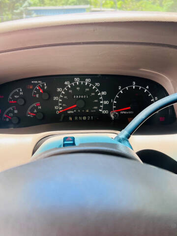 2000 Ford Excursion XLT