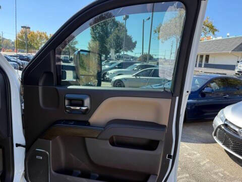 2017 GMC Sierra 2500HD Denali