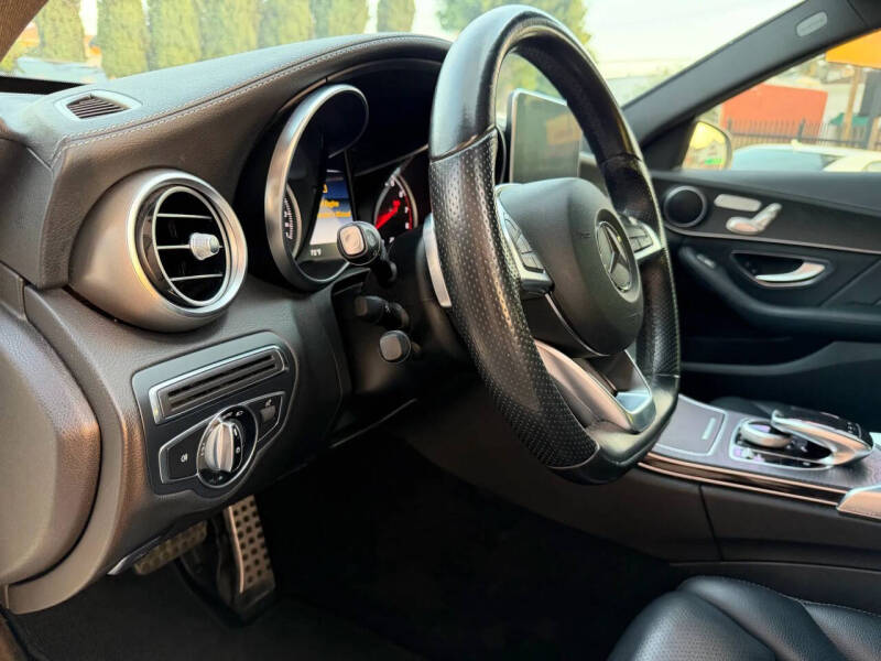 2016 Mercedes-Benz C-Class