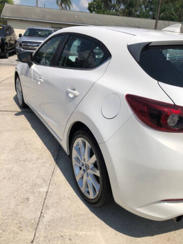 2017 Mazda MAZDA3 Grand Touring