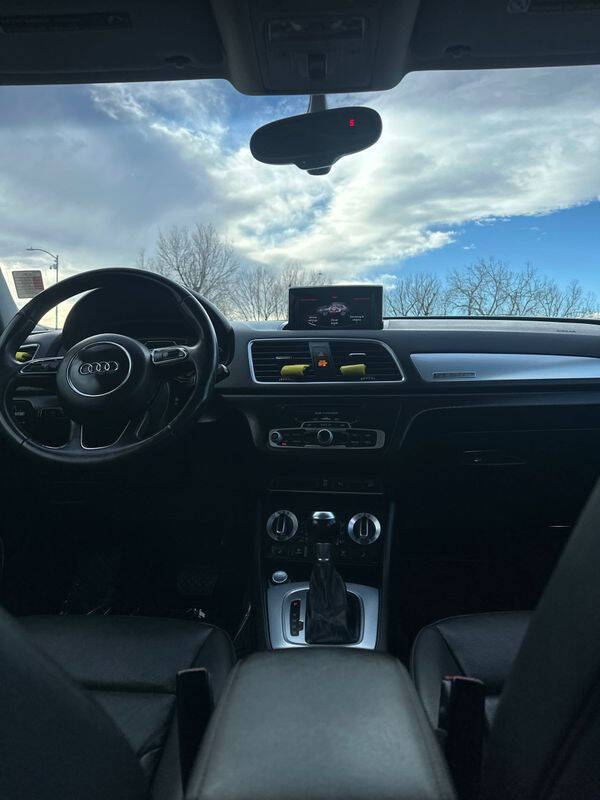 2015 Audi Q3 2.0T quattro Prestige