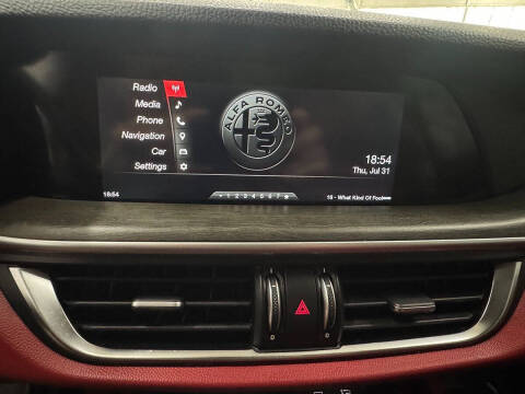 2018 Alfa Romeo Stelvio Ti