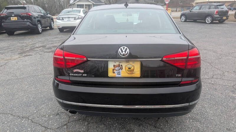 2016 Volkswagen Passat 1.8T SE