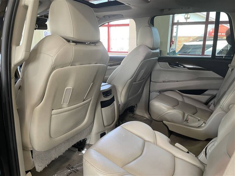 2020 Cadillac Escalade Luxury
