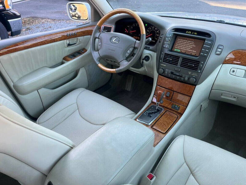2003 Lexus LS 430