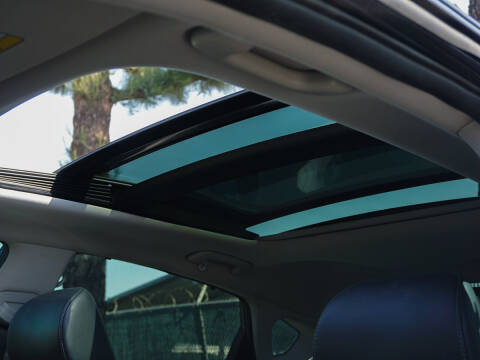 2017 Kia Cadenza Limited