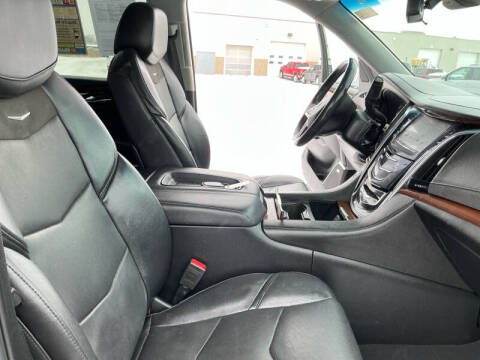 2018 Cadillac Escalade Luxury