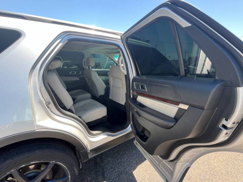2016 Ford Explorer Platinum
