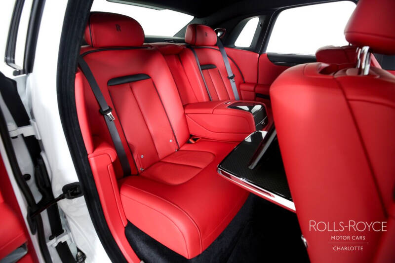 2023 Rolls-Royce Black Badge Ghost