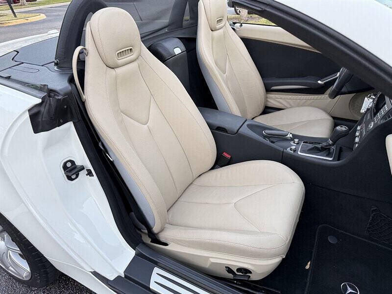 2007 Mercedes-Benz SLK 17