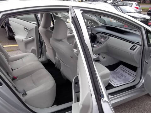2015 Toyota Prius Three