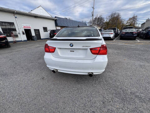 2011 BMW 3 Series 335i