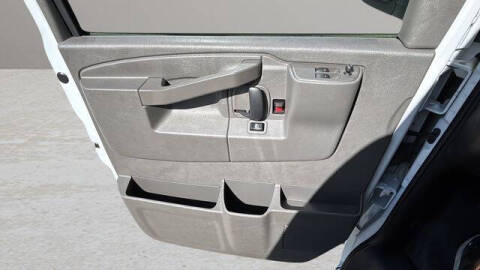 2024 Chevrolet Express 2500