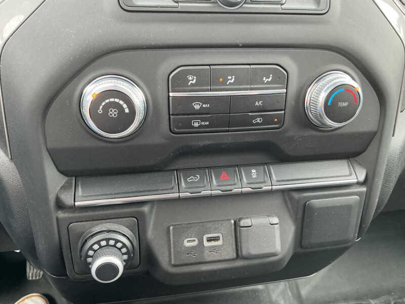2023 GMC Sierra 2500HD Pro