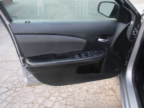 2013 Dodge Avenger SE