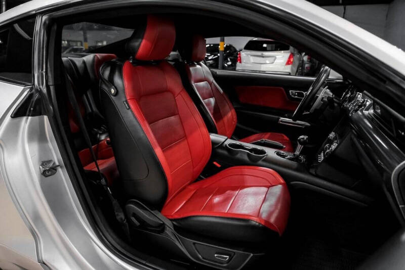 2017 Ford Mustang EcoBoost Premium