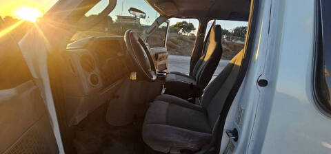 2012 Ford E-Series E-350 SD XLT