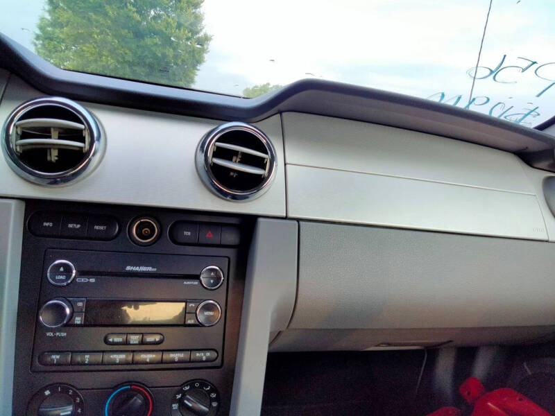 2008 Ford Mustang GT Deluxe