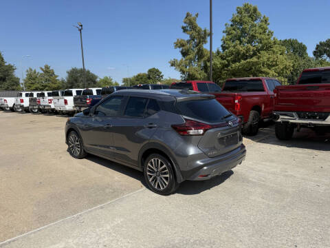 2023 Nissan Kicks SV