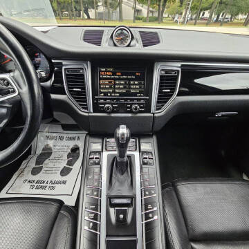 2015 Porsche Macan S