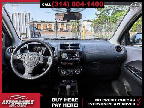 2010 Scion xD
