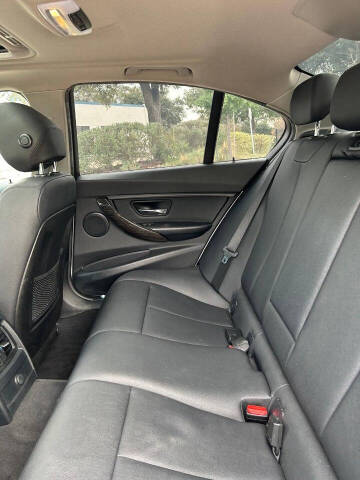 2015 BMW 3 Series 328i