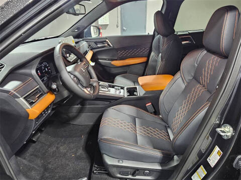 2025 Mitsubishi Outlander PHEV