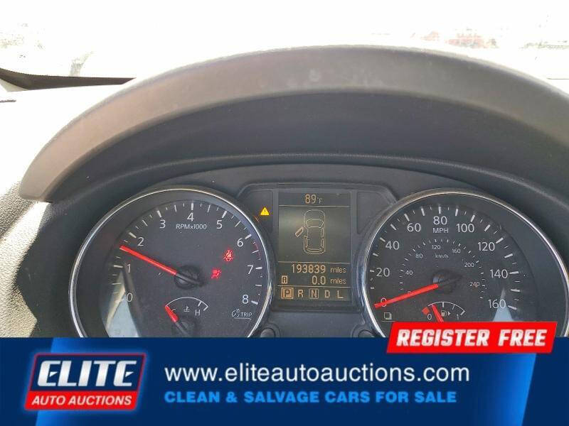 2012 Nissan Rogue S