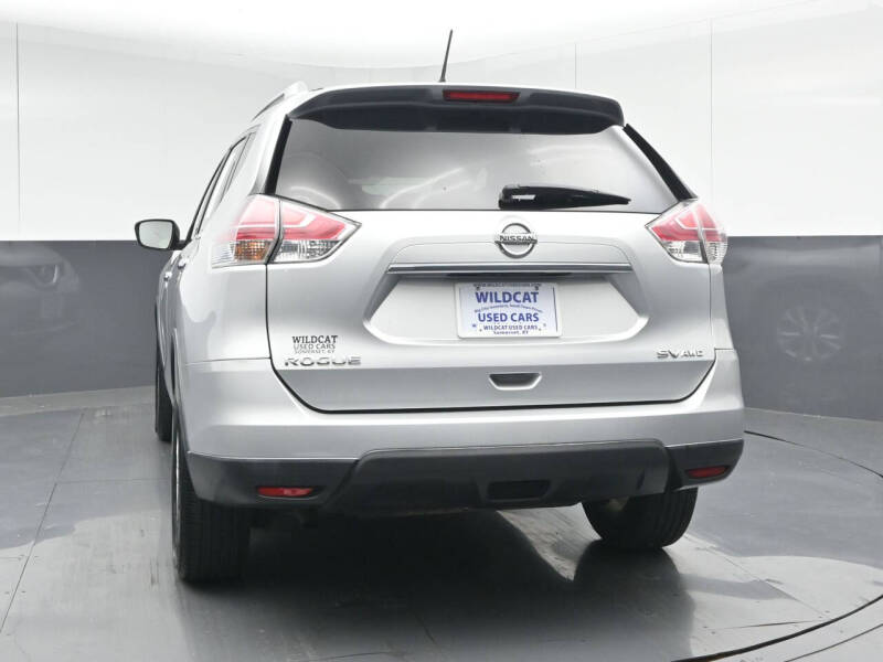 2016 Nissan Rogue SV