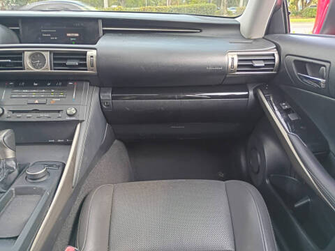2016 Lexus IS 200t